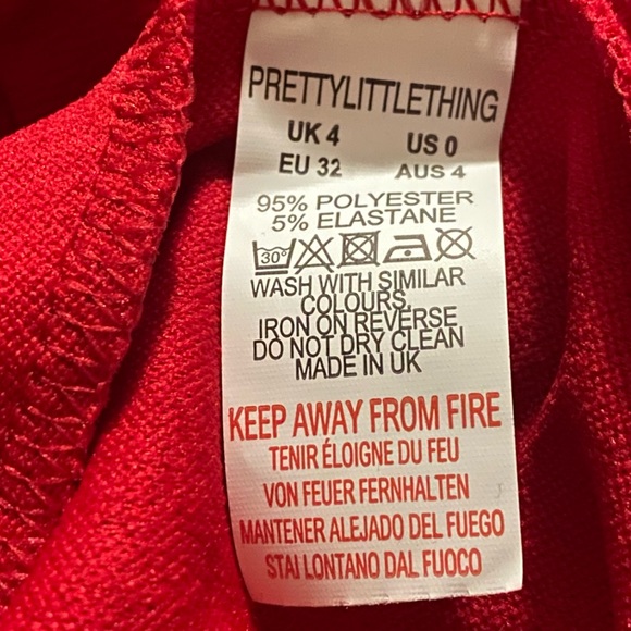 PrettyLittleThing Red Ruched Front Strappy Bodycon Dress - Picture 7 of 7